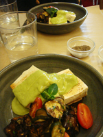 Tofu with Avocat souce 豆腐とアボカドソース